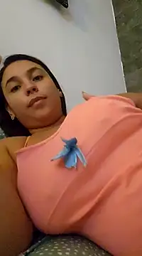 Snapshot of LizzRouse chatting on 03.04.25 LizzRouse online show from 03.04.25