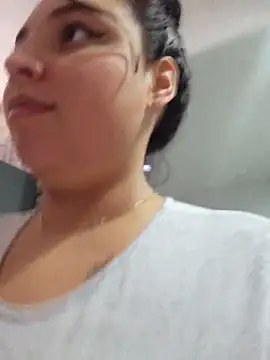 Snapshot of LizzRouse chatting on 12.03.25 LizzRouse online show from 12.03.25