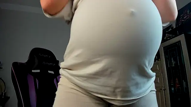 stella vestal online show from 12.11.24