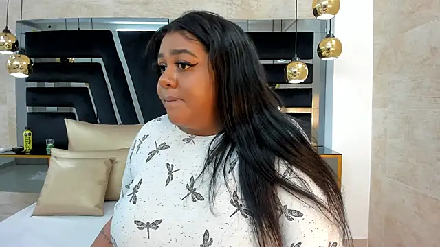 Snapshot of BiancaFollerach chatting on 02.12.25 BiancaFollerach online show from 02.12.25