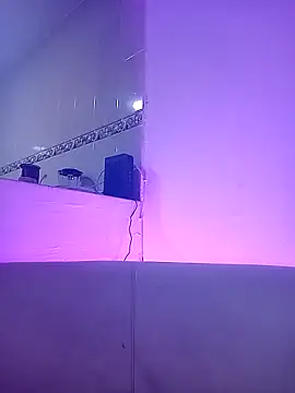 Snapshot of BiancaFollerach chatting on 09.21.25 BiancaFollerach online show from 09.21.25