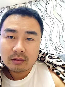 Snapshot of guozuo chatting on 04.11.26 guozuo online show from 04.11.26
