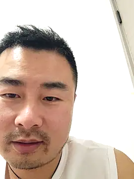 Snapshot of guozuo chatting on 04.23.26 guozuo online show from 04.23.26