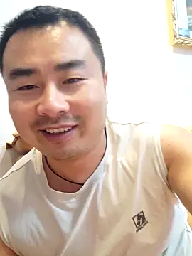 Snapshot of guozuo chatting on 05.24.26 guozuo online show from 05.24.26