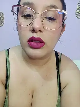 Snapshot of Deina_bunny chatting on 03.02.26 Deina bunny online show from 03.02.26