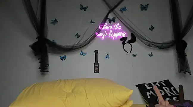 ThickAssRena online show from 02.01.25