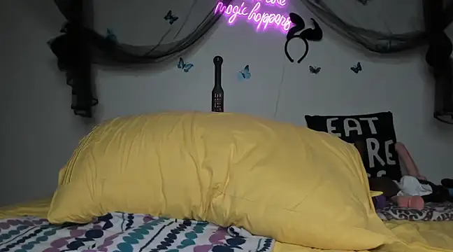 ThickAssRena online show from 02.05.25