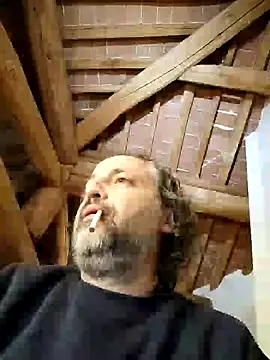 Snapshot of woww791 chatting on 01.14.25 woww791 online show from 01.14.25