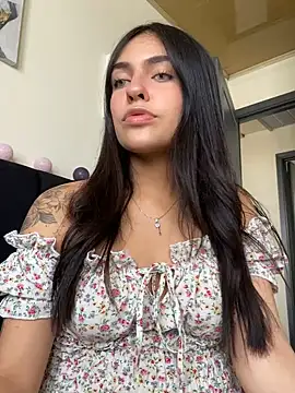 DaphneUwu online show from 03.12.25