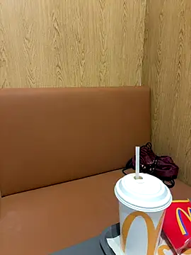 Snapshot of CherryAuroraa chatting on 11.21.25 CherryAuroraa online show from 11.21.25