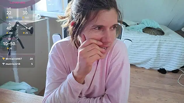 Lina lou4 online show from 10.15.25