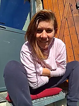 Lina lou4 online show from 10.18.25