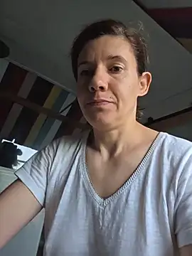 Lina lou4 online show from 05.27.26