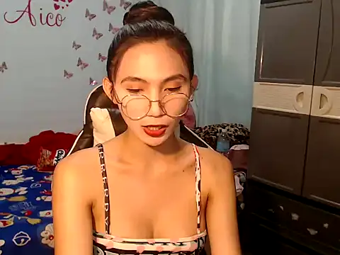 Snapshot of PirateEmpressBoaAico chatting on 12.23.24 PirateEmpressBoaAico online show from 12.23.24