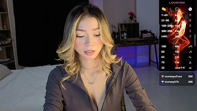 AmelieAxie online show from 09.09.25