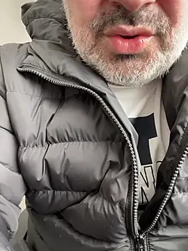 Snapshot of mpowerintime chatting on 03.07.25 mpowerintime online show from 03.07.25