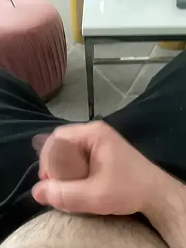 Snapshot of mpowerintime chatting on 03.10.25 mpowerintime online show from 03.10.25