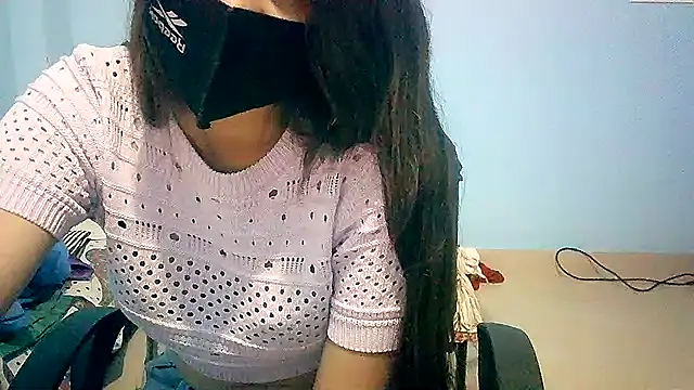 Snapshot of lovelydesi21 chatting on 12.07.24 lovelydesi21 online show from 12.07.24