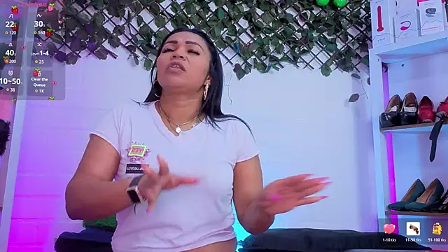 louise nails online show from 06.17.26