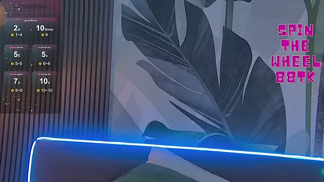 Snapshot of RubyValen chatting on 01.30.25 RubyValen online show from 01.30.25