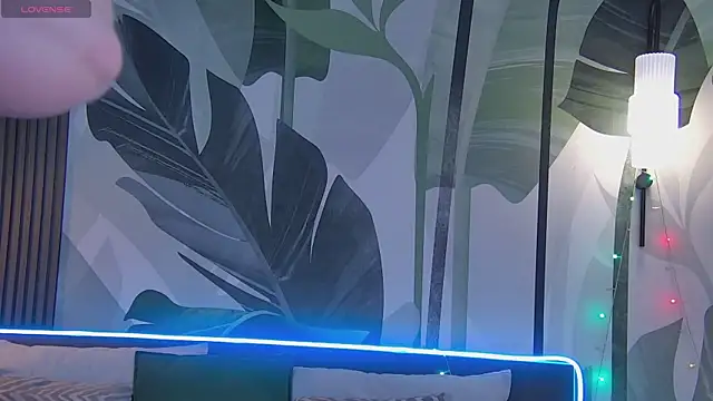 Snapshot of RubyValen chatting on 01.31.25 RubyValen online show from 01.31.25