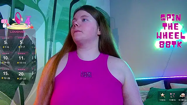 Snapshot of RubyValen chatting on 10.14.25 RubyValen online show from 10.14.25