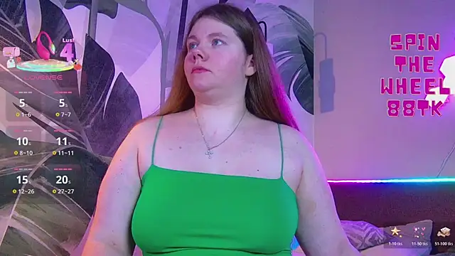 Snapshot of RubyValen chatting on 11.05.25 RubyValen online show from 11.05.25