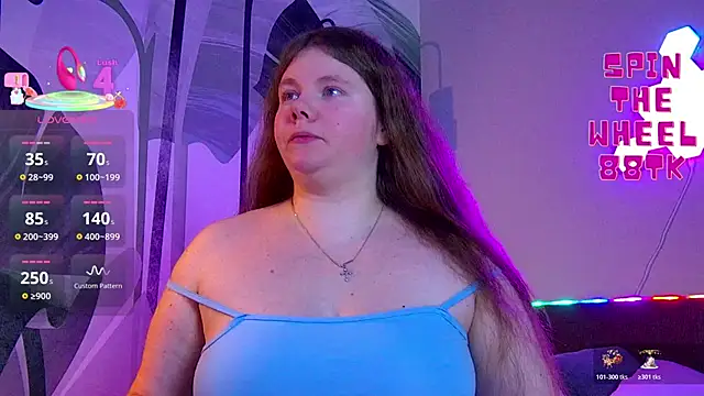 Snapshot of RubyValen chatting on 12.03.25 RubyValen online show from 12.03.25