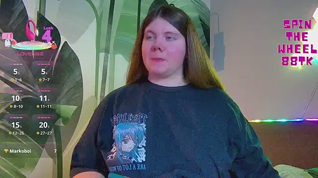 Snapshot of RubyValen chatting on 01.14.26 RubyValen online show from 01.14.26