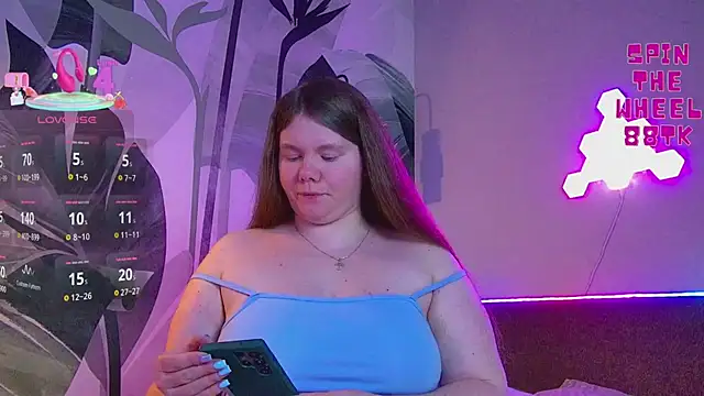 Snapshot of RubyValen chatting on 01.15.26 RubyValen online show from 01.15.26