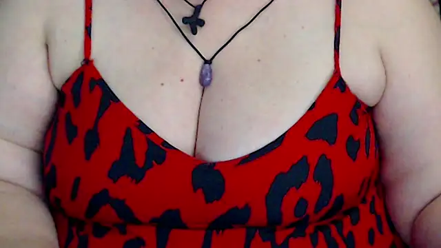Snapshot of mayasmith chatting on 06.29.26 mayasmith online show from 06.29.26