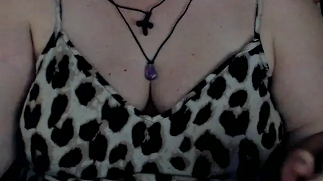 Snapshot of mayasmith chatting on 06.30.26 mayasmith online show from 06.30.26