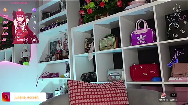 Snapshot of caroline_cossei chatting on 02.12.25 caroline cossei online show from 02.12.25