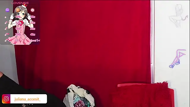 Snapshot of caroline_cossei chatting on 02.18.25 caroline cossei online show from 02.18.25