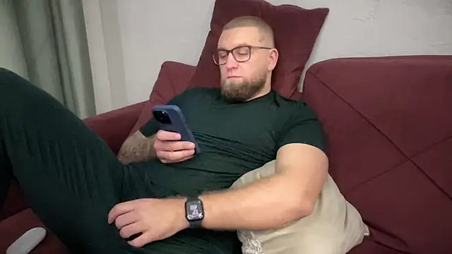 Bear bear  online show from 01.29.25