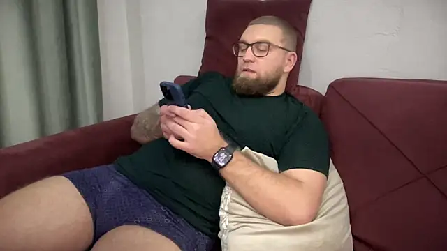 Bear bear  online show from 02.07.25