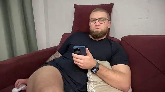 Bear bear  online show from 02.12.25