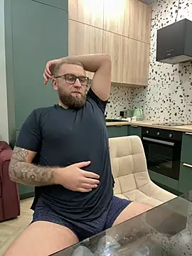 Bear bear  online show from 02.27.25