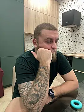 Bear bear  online show from 03.03.25