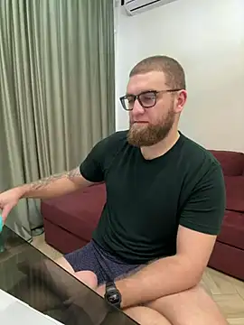 Bear bear  online show from 03.12.25