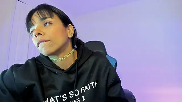 victoriachicas online show from 01.12.25