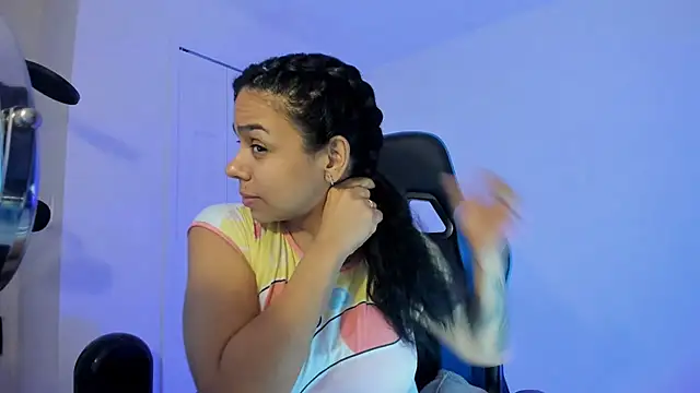 victoriachicas online show from 01.21.25