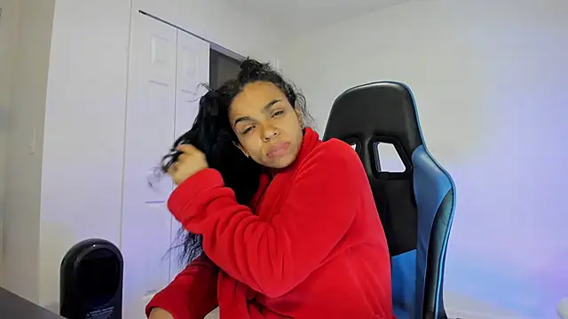 victoriachicas online show from 01.31.25