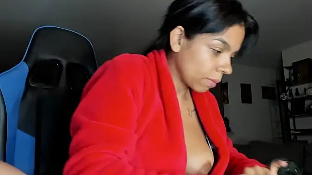 victoriachicas online show from 02.20.25