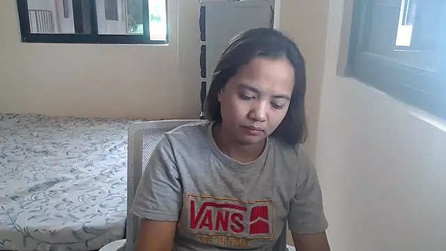 xTheLastVIRGINx online show from 10.07.25