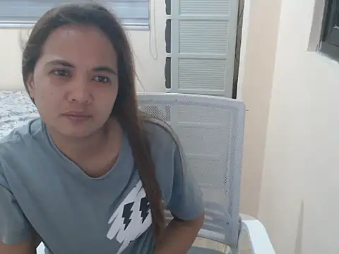 xTheLastVIRGINx online show from 10.16.25