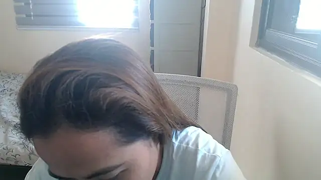 xTheLastVIRGINx online show from 10.22.25