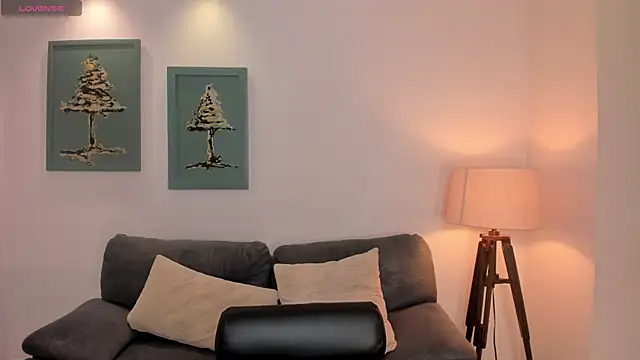 JuanitaClay online show from 12.31.24