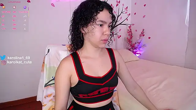 Karolina 1 online show from 09.21.25