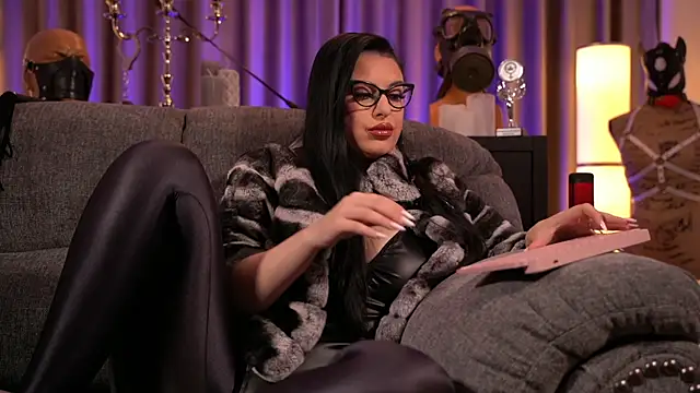 kelly kent online show from 12.21.24